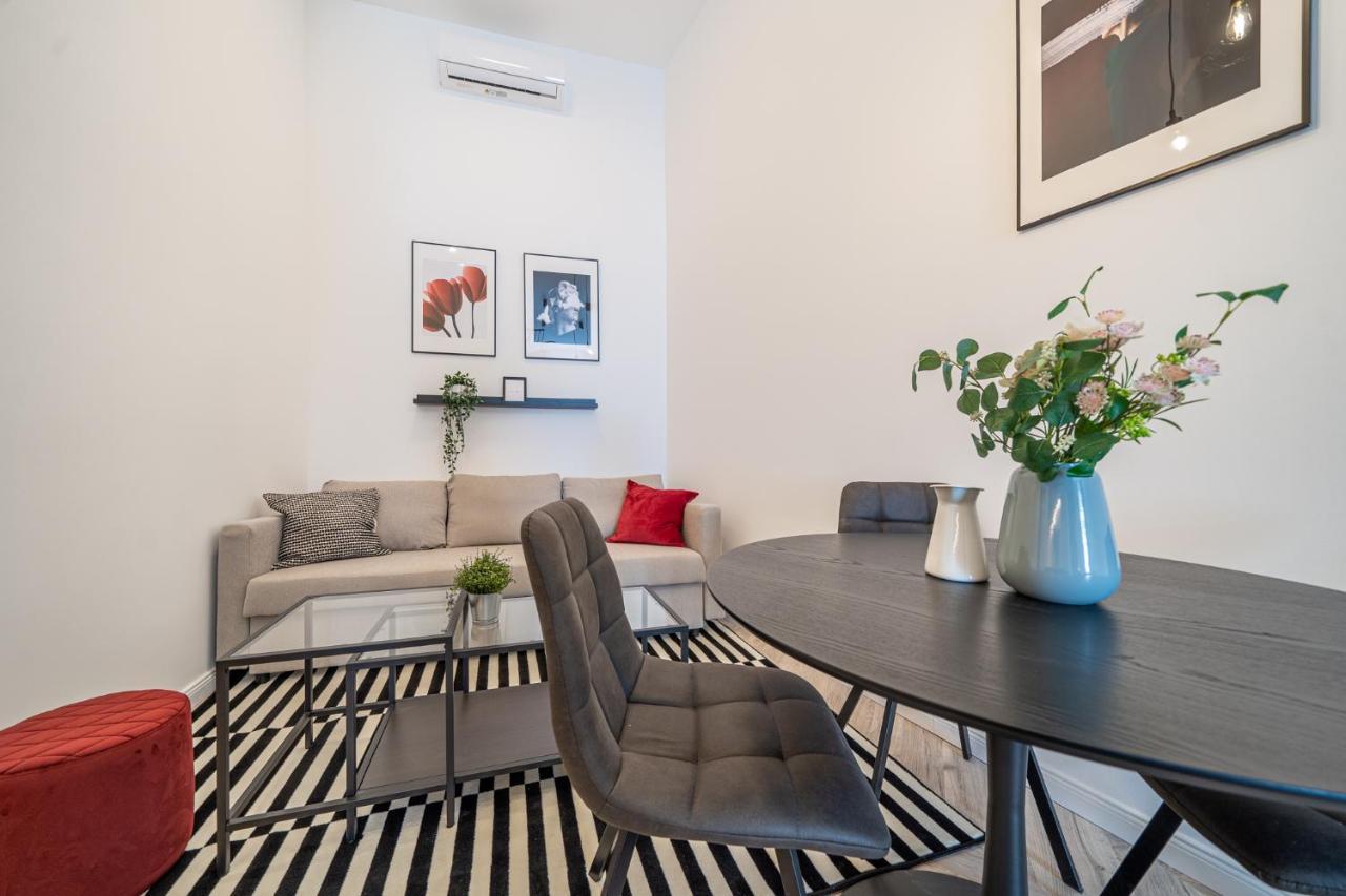 K33- Boutique Apartments, Best Location, By Bqa Budapeste Exterior foto